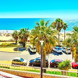 Ocean Sunset Beachfront House With Terraces Сasa de vacaciones